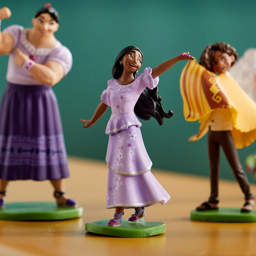 Disney Store Coffret Deluxe De Figurines Encanto 3 Disney Store Coffret Deluxe De Figurines Encanto – Image 3