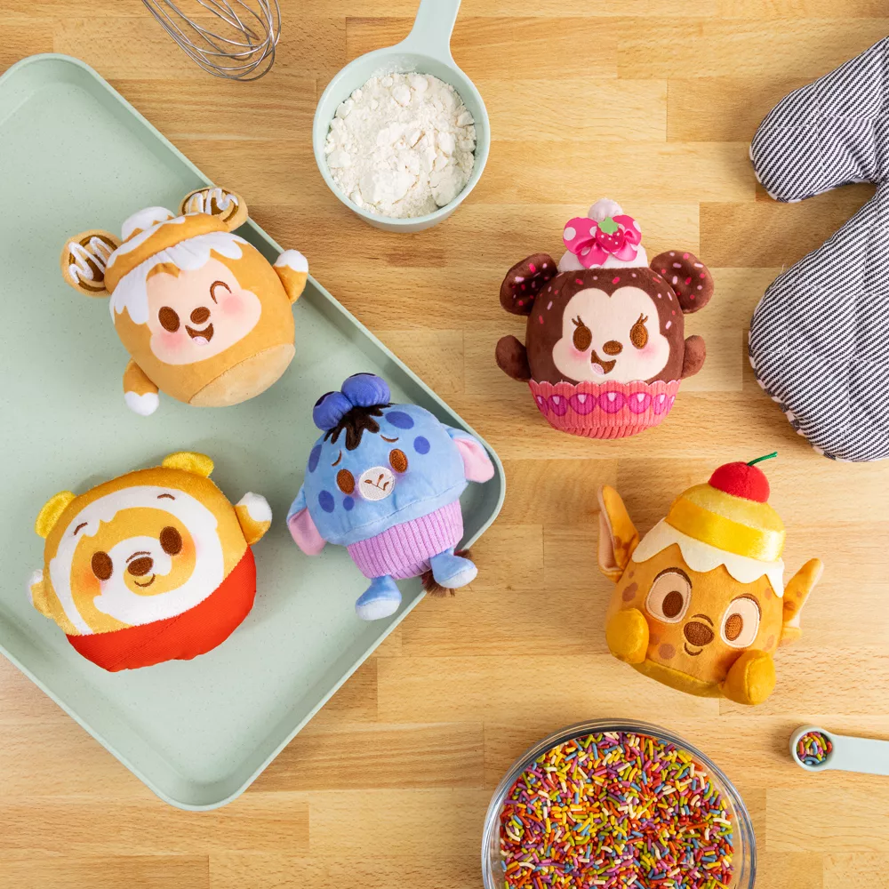 Disneyland Petite Peluche Mystère Façon Viennoiserie Disney Munchlings 4 Disneyland Petite Peluche Mystère Façon Viennoiserie Disney Munchlings – Image 4