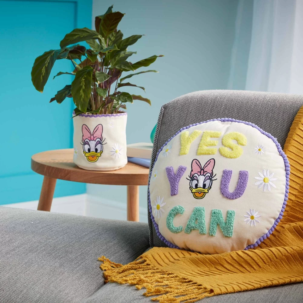 Disney Store Coussin Daisy Duck 2 Disney Store Coussin Daisy Duck – Image 2