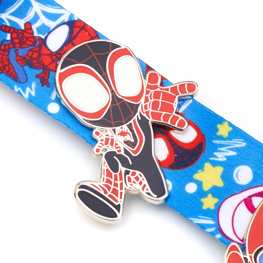 Disney Store Ensemble Pin's Et Tour De Cou Spidey Et Ses Amis Extraordinaires 3 Disney Store Ensemble Pin's Et Tour De Cou Spidey Et Ses Amis Extraordinaires – Image 3