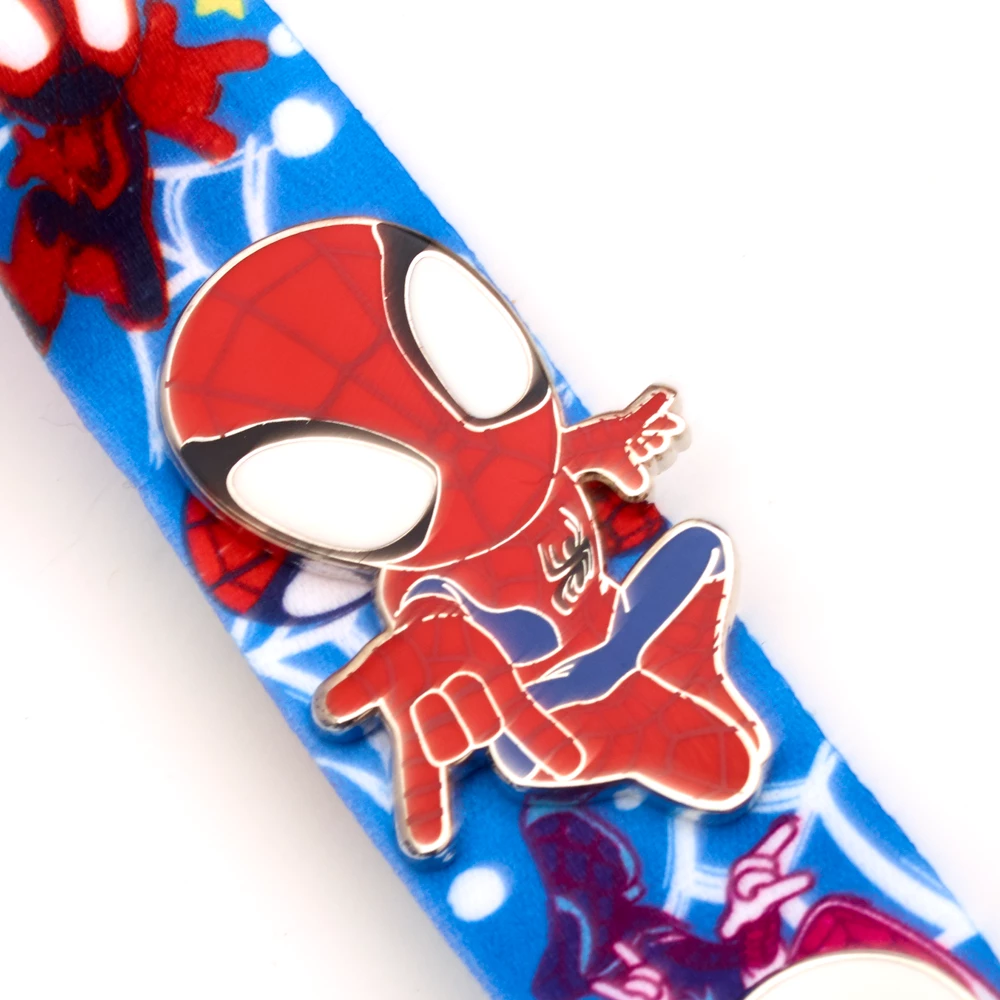 Disney Store Ensemble Pin's Et Tour De Cou Spidey Et Ses Amis Extraordinaires 6 Disney Store Ensemble Pin's Et Tour De Cou Spidey Et Ses Amis Extraordinaires – Image 6