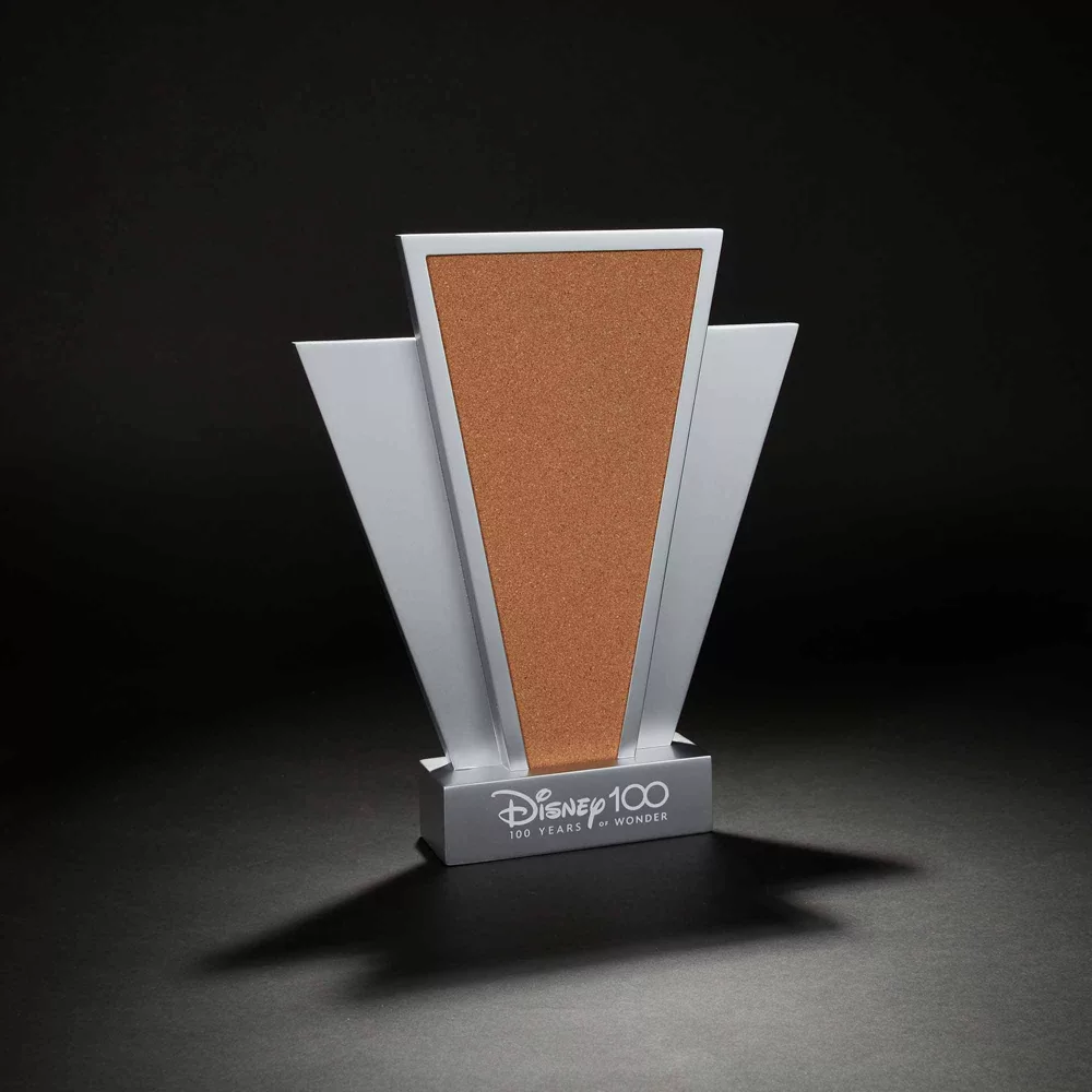 Présentoir à Pin's Disney100 Decades 2 Présentoir à Pin's Disney100 Decades – Image 2